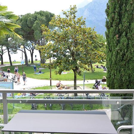 Terrazza Sul Lago Riva del Garda Dış mekan fotoğraf