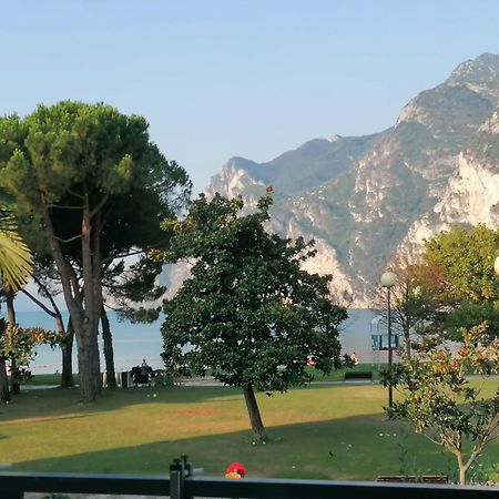 Terrazza Sul Lago Riva del Garda Dış mekan fotoğraf
