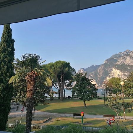 Terrazza Sul Lago Riva del Garda Dış mekan fotoğraf