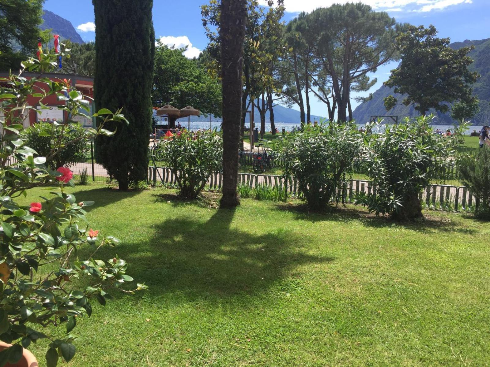 Terrazza Sul Lago Riva del Garda Dış mekan fotoğraf